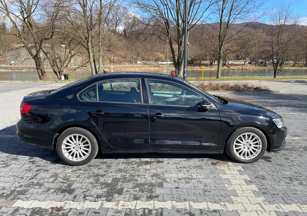 Volkswagen Jetta cena 34000 przebieg: 169000, rok produkcji 2015 z Przemyśl małe 301